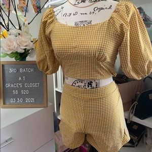 Set for sale. It’s brand new.